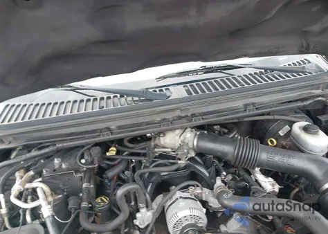 2004 Ford Excursion Xls/Xlt z USA, uszkodzony, nr VIN 1FMNU41L44EB42625